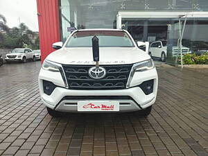 Second Hand Toyota Fortuner 2.8 4x2 AT [2016-2020] in Nashik