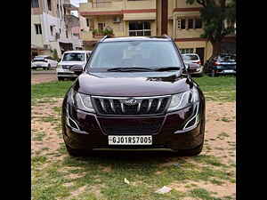 Second Hand महिंद्रा XUV500 w6 1.99 in अहमदाबाद