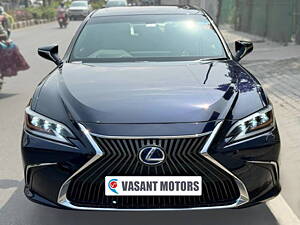 Second Hand Lexus ES 300h Luxury in Hyderabad