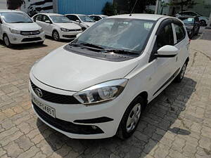 Second Hand Tata Tiago Revotron XT [2016-2019] in Aurangabad