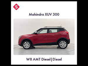 Second Hand महिंद्रा xuv300 1.5 w8 एएमटी in दिल्ली