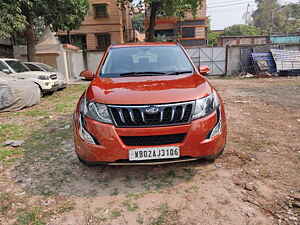 Second Hand महिंद्रा XUV500 w10 in कोलकाता