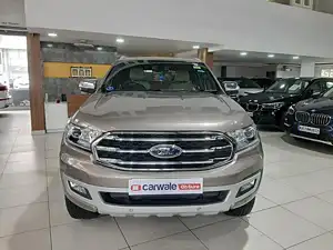 Second Hand Ford Endeavour [2016-2019] Titanium 2.2 4x2 AT in Bangalore