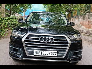 Second Hand Audi Q7 45 TDI Technology Pack in Delhi