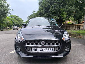 Second Hand Maruti Suzuki Swift ZXi in Delhi