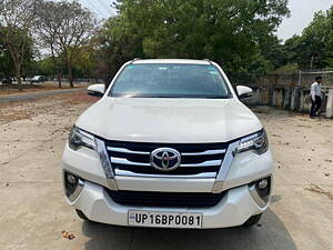 Second Hand Toyota Fortuner 2.8 4x2 AT [2016-2020] in Greater Noida