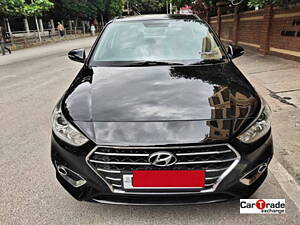Second Hand Hyundai Verna 1.6 CRDI SX (O) in Bangalore