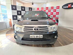 Second Hand Toyota Fortuner 3.0 MT in Mumbai