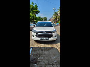 Second Hand Toyota Innova Crysta 2.4 G 7 STR [2016-2017] in Patna