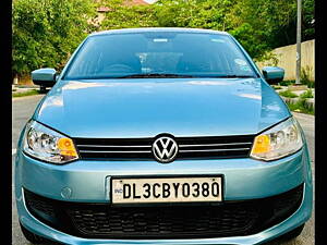 Second Hand Volkswagen Polo Highline1.2L (P) in Delhi