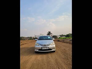 Second Hand Toyota Etios Liva V in Nashik