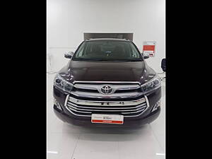 Second Hand Toyota Innova Crysta 2.4 VX 7 STR [2016-2020] in Bangalore