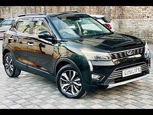 Second Hand Mahindra XUV300 1.5 W8 (O) [2019-2020] in Surat