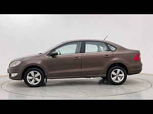 Second Hand स्कोडा रैपिड 1.5 tdi cr एलिगेंस ऑटोमैटिक in पुणे