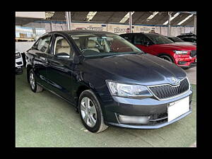 Second Hand Skoda Rapid Ambition 1.6 TDI CR MT in Bangalore