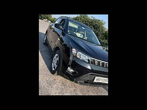 Second Hand Mahindra XUV300 1.5 W6 [2019-2020] in Faridabad