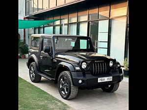 Second Hand மஹிந்திரா  தார் lx ஹார்ட் டாப் டீசல் ஏடீ 4wd [2023] in சண்டிகர்