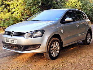 Second Hand Volkswagen Polo Highline1.2L (P) in Gandhinagar