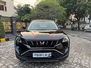 Second Hand महिंद्रा xuv300 AX5 1.2 पेट्रोल in जालंधर