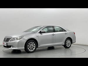 Second Hand Toyota Camry 2.5 G in Ghaziabad