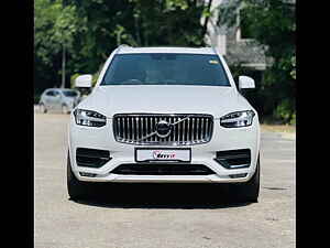 Second Hand वोल्वो xc90 d5 इंस्क्रिप्शन in दिल्ली