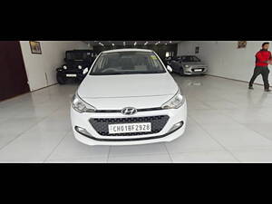 Second Hand Hyundai Elite i20 Sportz 1.4 CRDI [2016-2017] in Chandigarh