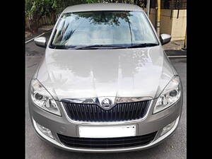 Second Hand Skoda Rapid 1.5 TDI CR Style Plus AT in Bangalore