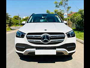 Second Hand मर्सिडीज़ बेंज़ GLE 300d 4मैटिक एलडब्ल्यूबी [2020-2023] in अहमदाबाद