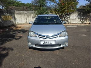 Second Hand Toyota Etios V in Pune