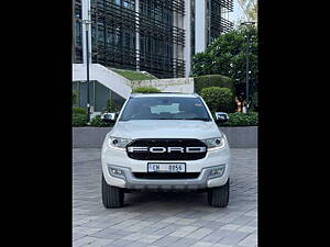 Second Hand Ford Endeavour Titanium 3.2 4x4 AT in Chandigarh