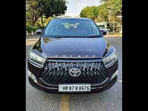 Second Hand Toyota Innova Crysta 2.8 GX AT 7 STR [2016-2020] in Faridabad