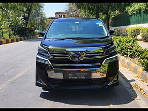 Second Hand Toyota Vellfire Hybrid in Gurgaon