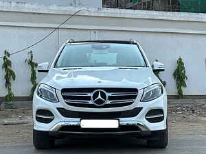 Second Hand मर्सिडीज़ बेंज़ GLE 250  डी in सूरत