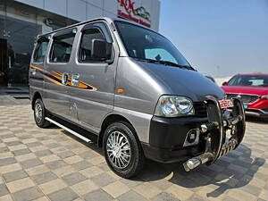 Second Hand Maruti Suzuki Eeco 5 STR AC CNG in Ahmedabad