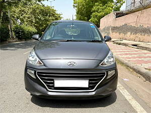 Second Hand Hyundai Santro Sportz AMT in Delhi