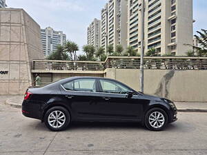 Second Hand Skoda Octavia 1.8 TSI Style AT in Pune