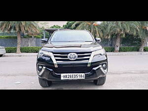 Second Hand Toyota Fortuner 2.8 4x2 AT [2016-2020] in Delhi