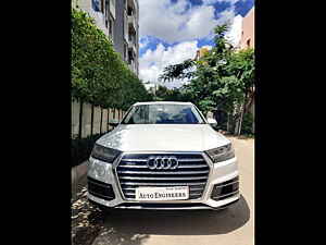 Second Hand ऑडी q7 45 tdi प्रीमियम प्लस in हैदराबाद