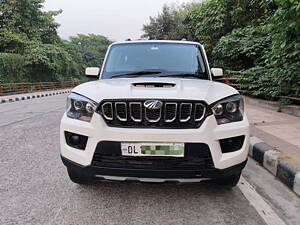 Second Hand Mahindra Scorpio S7 120 2WD 7 STR in Delhi