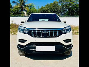 Second Hand Mahindra Alturas G4 4WD AT in Ahmedabad