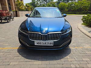 Second Hand Skoda Superb L&K TSI AT in Kolkata