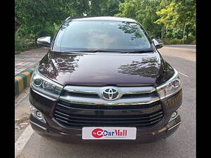 Second Hand Toyota Innova Crysta 2.8 ZX AT 7 STR [2016-2020] in Agra