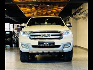 Second Hand Ford Endeavour Titanium 3.2 4x4 AT in Chandigarh