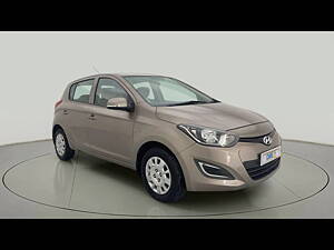 Second Hand Hyundai i20 Magna (O) 1.2 in Ahmedabad