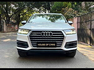 Second Hand Audi Q7 45 TDI Technology Pack in Delhi