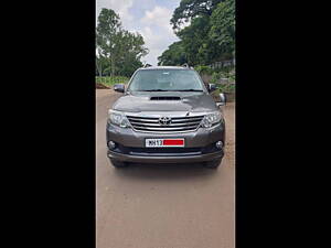 Second Hand Toyota Fortuner 3.0 4x2 MT in Pune