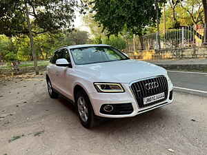 Second Hand ऑडी q5 2.0 tdi क्वाट्रो प्रीमियम in दिल्ली