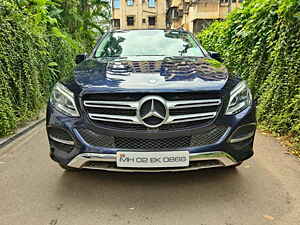 Second Hand मर्सिडीज़ बेंज़ GLE 250  डी in मुंबई