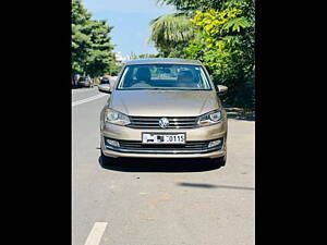 Second Hand Volkswagen Vento Highline Diesel AT in Surat