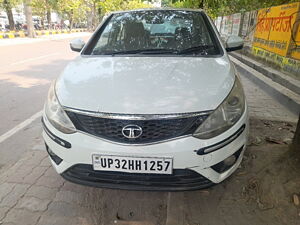 Second Hand Tata Zest XE Petrol in Lucknow